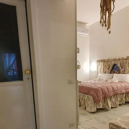 La Maison Di Wanda Bed & Breakfast Naples Exterior photo